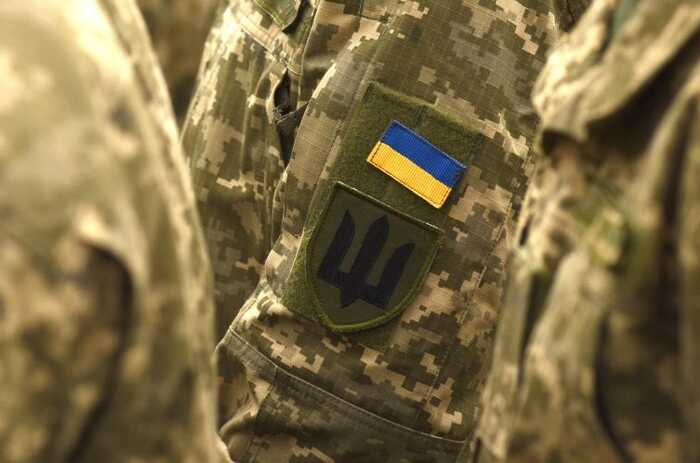 На Дніпропетровщині посадовець ЗСУ закупив неякісну уніформу на 200 мільйонів гривень