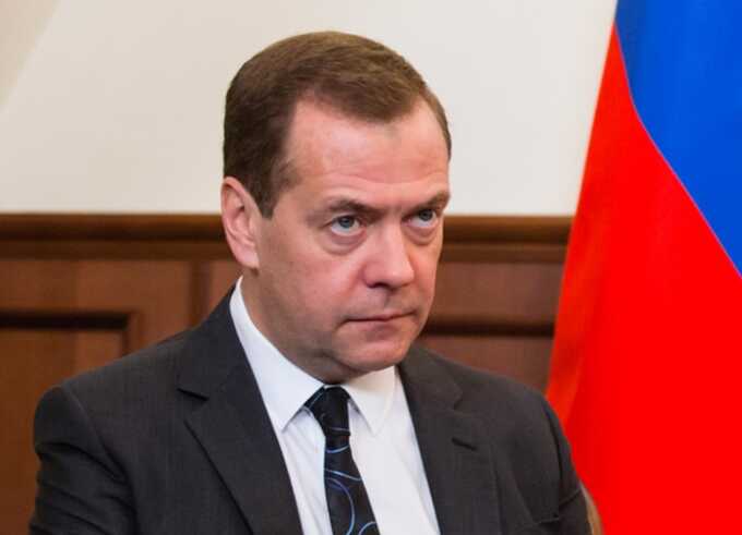 Дмитро Медведєв заявив, що Кремль "готовий" до переговорів з Україною