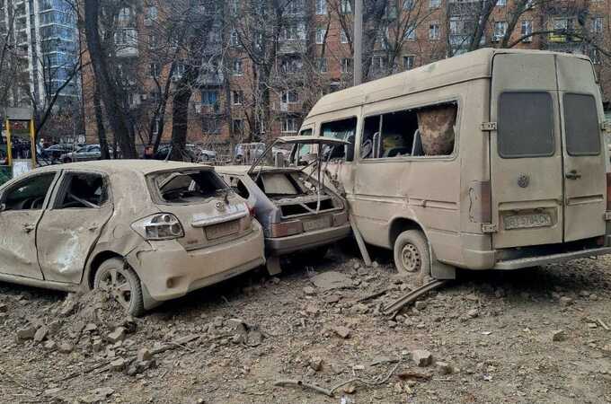 Окупанти масовано атакували Шостку на Сумщині ракетами з ТУ-22: у місті значні руйнування