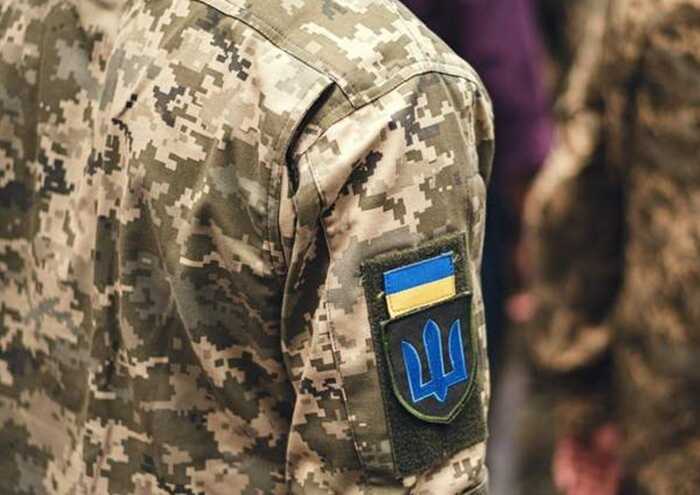 На Рівненщині група чоловіків напала на військових ТЦК та пошкодила техніку