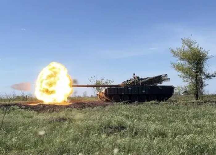 Армія РФ змінила маршрут наступу на Донеччині, є загроза для ключової траси, — військові