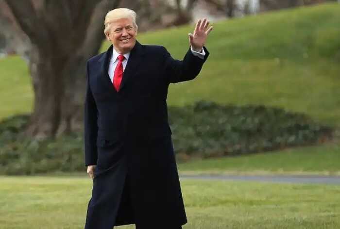 Трамп вирішив відступити від війни в Україні — NYT