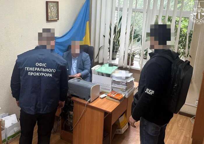 Перед судом постане суддя, який вимагав хабар у фермера за сприятливе рішення