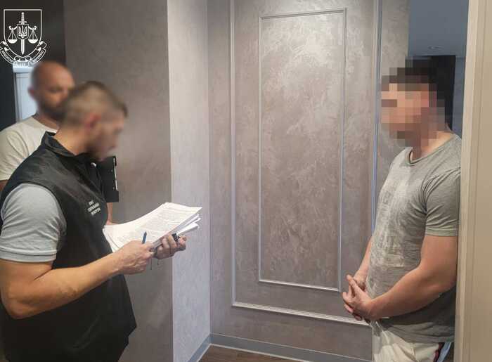 Ексчиновники Держгеокадастру привласнили землі держпідприємства на 25 мільйонів гривень — ОГП